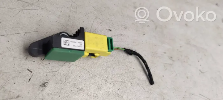 Seat Alhambra (Mk2) Airbag deployment crash/impact sensor 8k0973323S