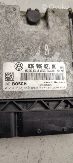 Volkswagen PASSAT B6 Centralina/modulo del motore 03G906021AB