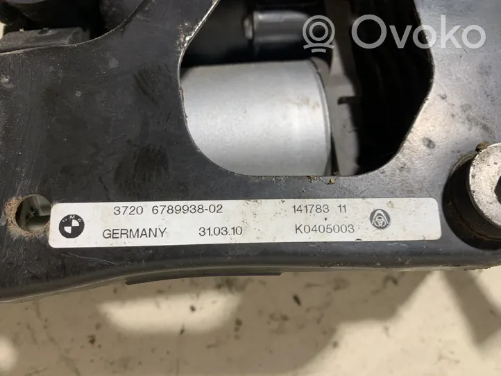 BMW X5M E70 Kompresor zawieszenia tylnego pneumatycznego 6789938