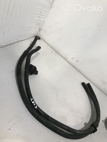 Volkswagen PASSAT B5.5 Fuel line pipe 038906081B