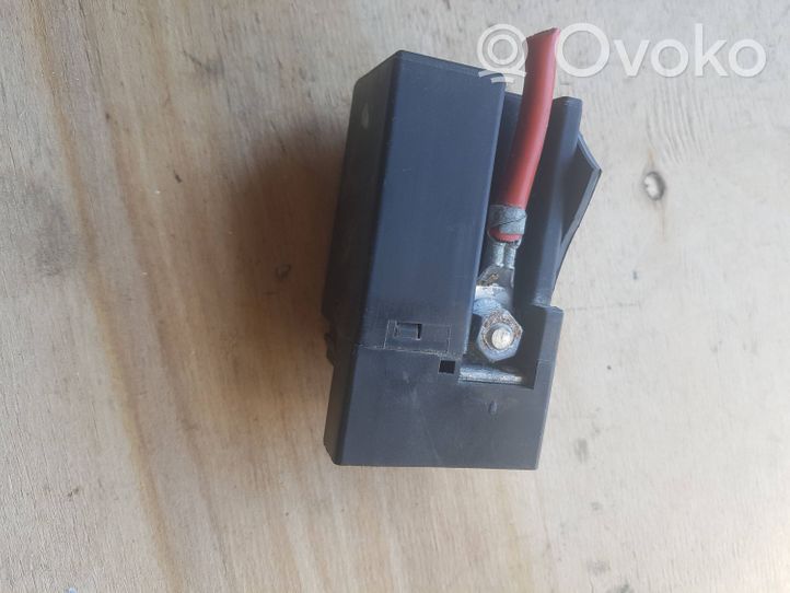 BMW 5 E39 Przekaźnik / Modul układu ogrzewania wstępnego 2246473