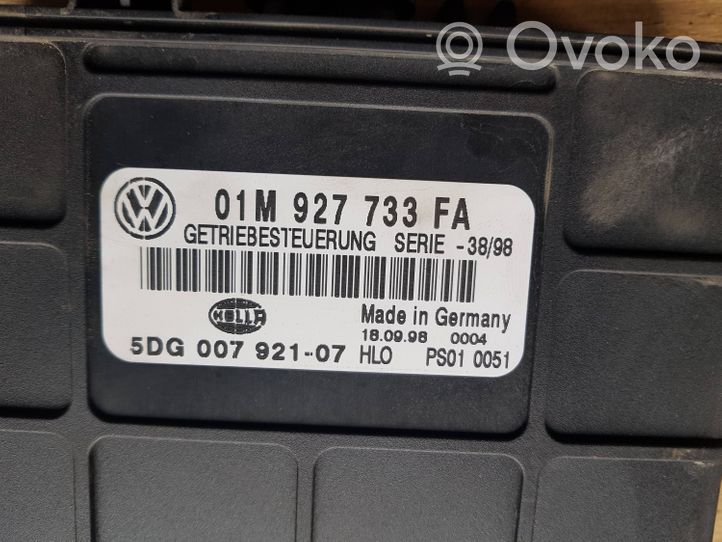 Volkswagen Golf IV Sterownik / Moduł skrzyni biegów 01M927733FA