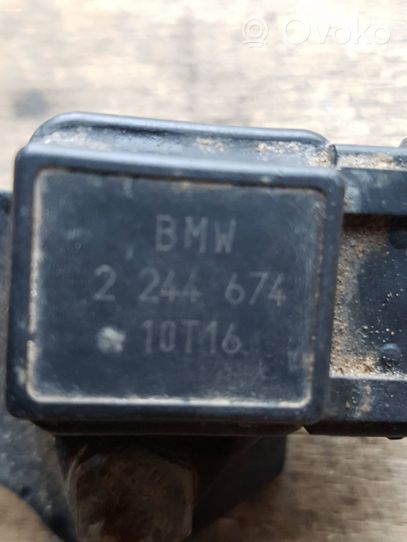 BMW 3 E36 Capteur de pression d'air 2244674