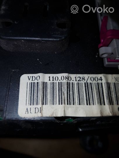 Audi A6 S6 C5 4B Tachimetro (quadro strumenti) 110080128004