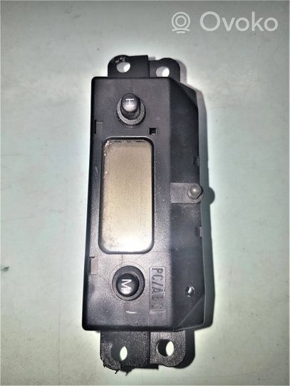 Ford Focus Monitor / wyświetlacz / ekran D41TA