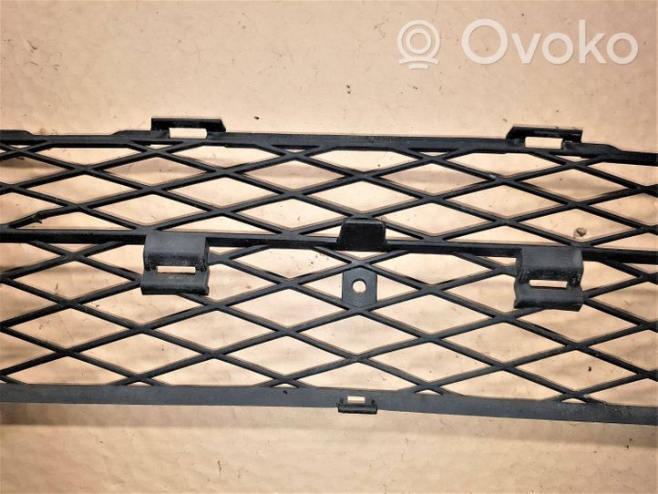 Toyota Corolla E120 E130 Grille inférieure de pare-chocs avant 