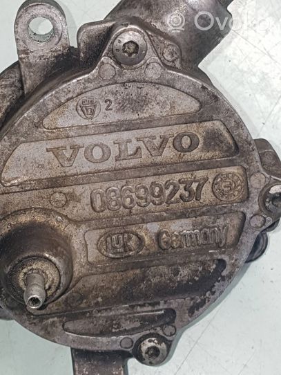 Volvo V70 Pompa podciśnienia 08699237