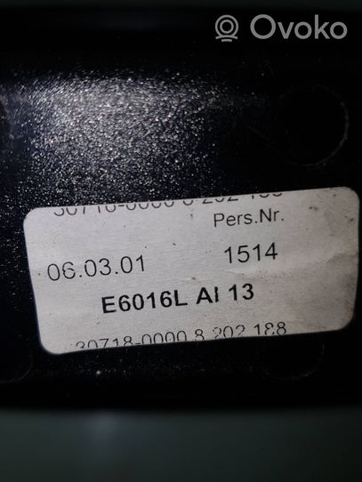 BMW 3 E46 Consolle centrale del vano portaoggetti 307180200