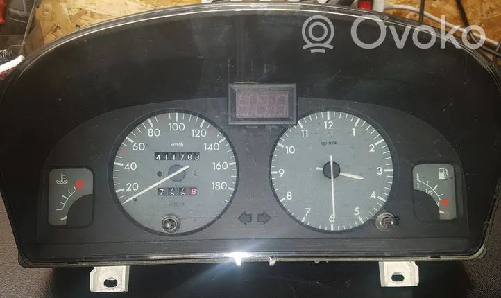 Citroen Berlingo Speedometer (instrument cluster) 9635681180