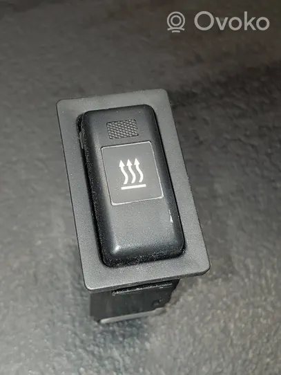 Toyota Avensis T250 Seat heating switch 153261