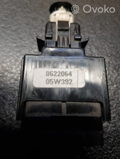 Volvo V70 Interruttore del pedale del freno 8622064