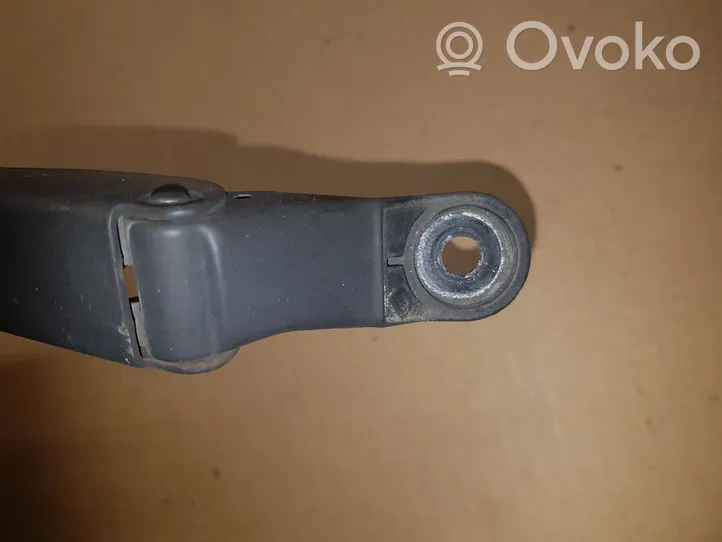 Toyota Yaris Ramię wycieraczki szyby przedniej / czołowej 906045