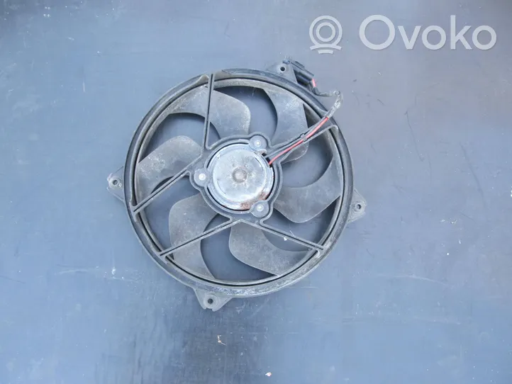 Peugeot 5008 Ventilateur de refroidissement de radiateur électrique 9661571480