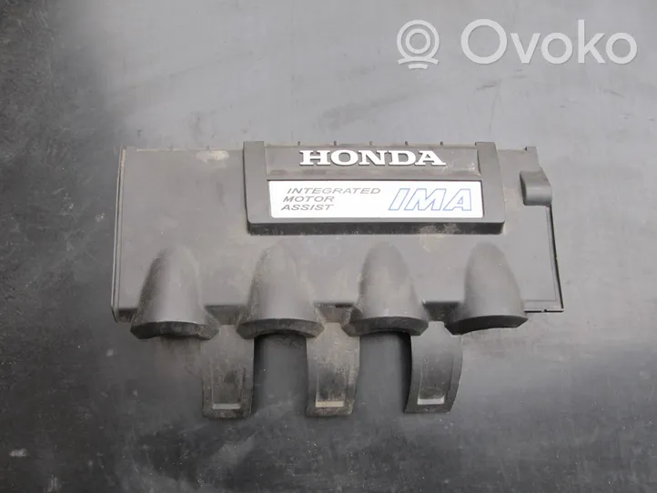 Honda Insight Moottorin koppa 17121RBJ01