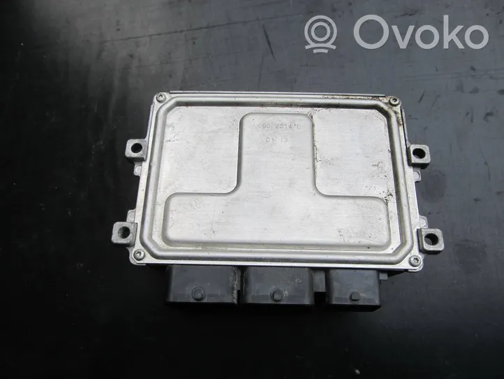 Peugeot 208 Calculateur moteur ECU 9805321980