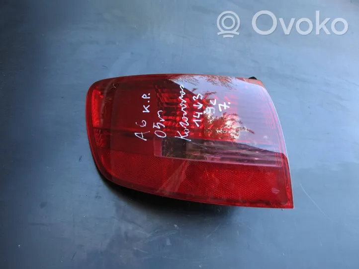 Audi A6 Allroad C6 Aizmugurējais lukturis virsbūvē 89034302