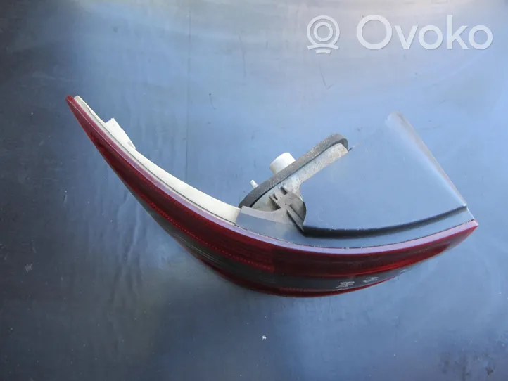 Mercedes-Benz B W245 Lampa tylna A169820