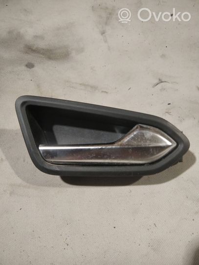 Renault Clio IV Rivestimento per maniglia portiera posteriore 826721378R