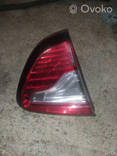 Renault Captur Lampy tylnej klapy bagażnika 0286402177