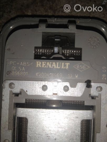 Renault Trafic II (X83) Illuminazione sedili posteriori 8200418969