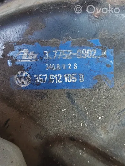 Volkswagen PASSAT B3 Bremžu vakuuma pastiprinātājs 357612105B