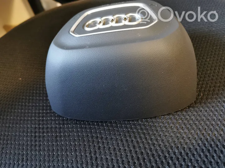 Audi A3 8Y Poduszka powietrzna Airbag kierownicy 62670230