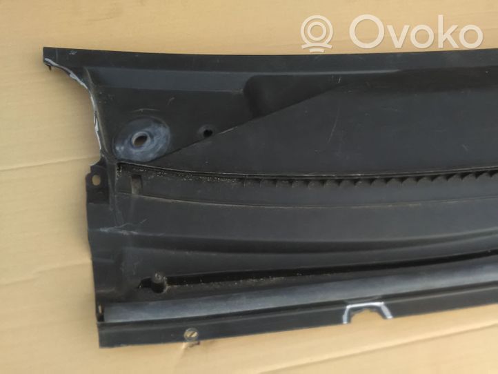 Mercedes-Benz Vito Viano W639 Rivestimento del tergicristallo A6398840074