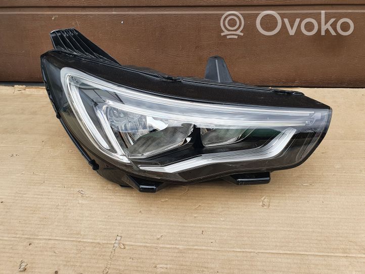 Opel Grandland X Lampa przednia YP00015580