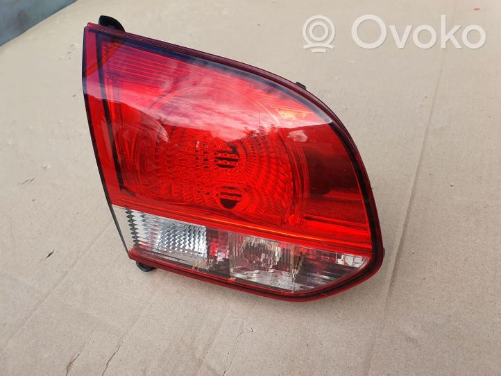 Volkswagen Golf VI Lampy tylnej klapy bagażnika 5K0945093AB