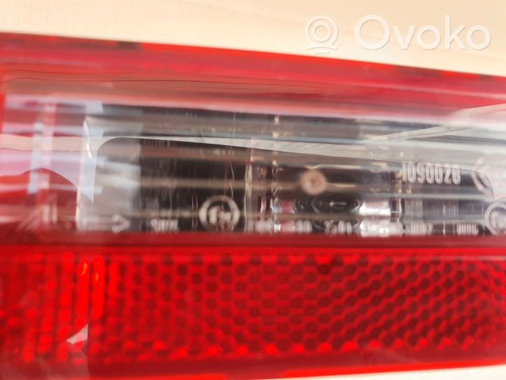 Audi Q5 SQ5 Lampa zderzaka tylnego 8R09450