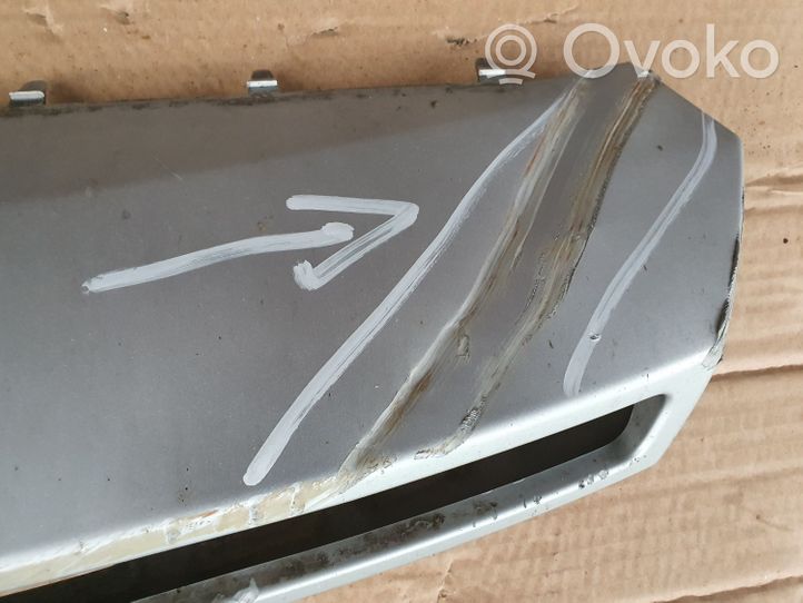 Skoda Octavia Mk3 (5E) Labbro del paraurti anteriore 5E080733