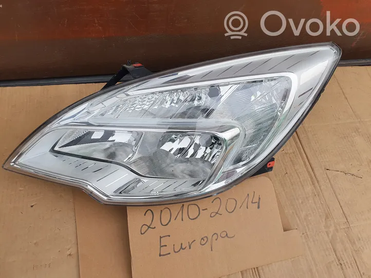 Opel Meriva B Lampa przednia 13286612