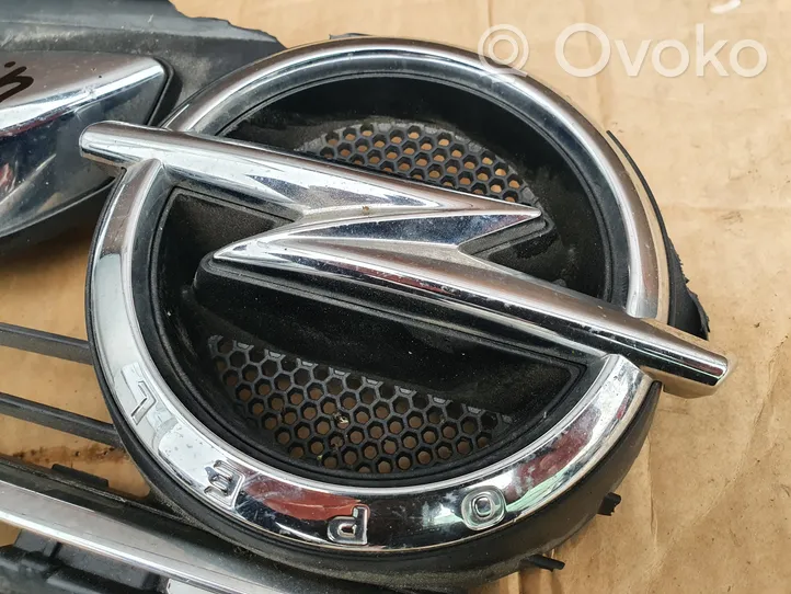 Opel Insignia B Logo, emblème, badge 13491199