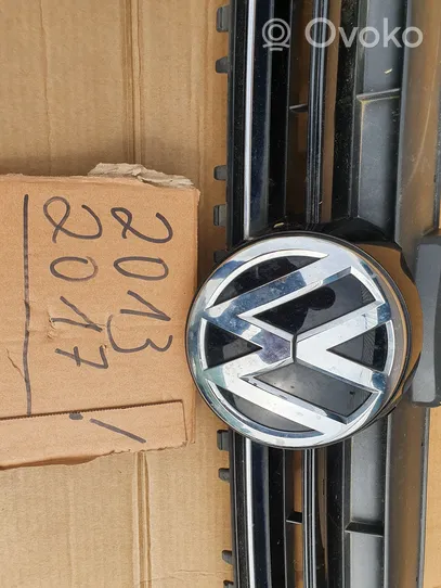 Volkswagen Golf VII Grille calandre supérieure de pare-chocs avant 5G0853653E