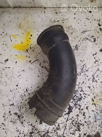 Renault Latitude (L70) Air intake hose/pipe 165562885R