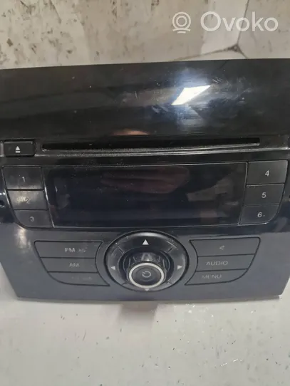 Fiat Ducato Panel / Radioodtwarzacz CD/DVD/GPS 7355333750