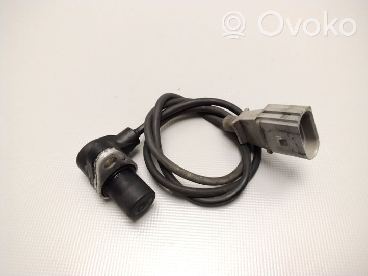 Audi A4 S4 B5 8D Sensore di posizione dell’albero motore 0281002