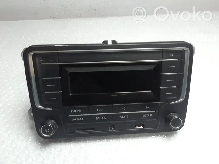 Volkswagen Polo VI AW Unité principale radio / CD / DVD / GPS 5CU035181