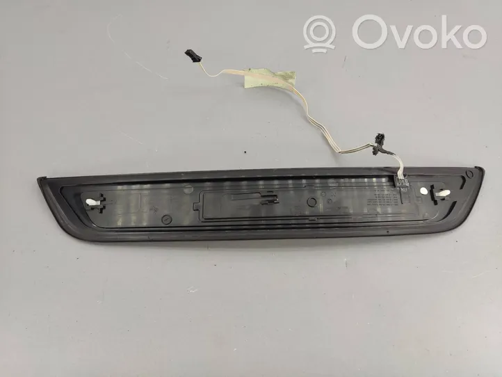 BMW 5 G30 G31 Rivestimento del sottoporta delle minigonne laterali 7390215