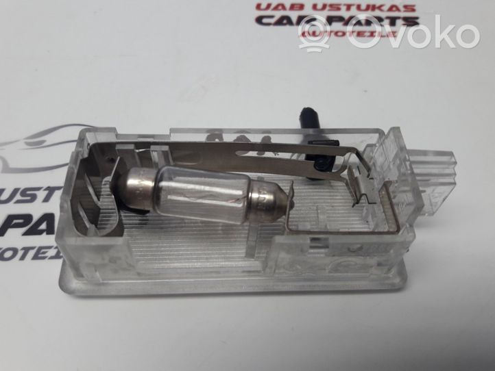 BMW 3 E46 Luce vano portaoggetti 63318364920