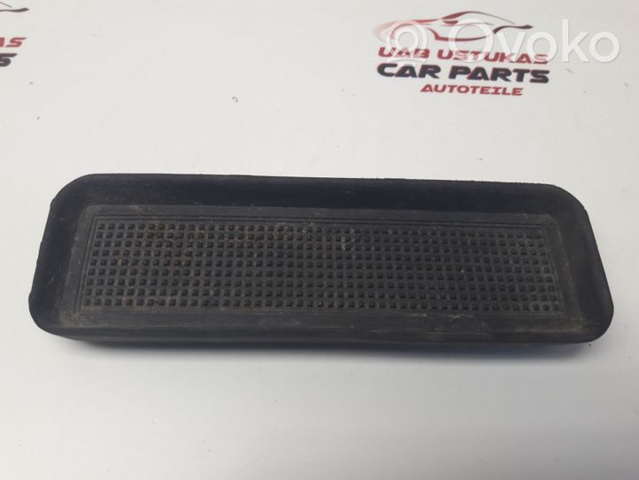 Opel Vectra A Central console drawer/shelf pad 90307523