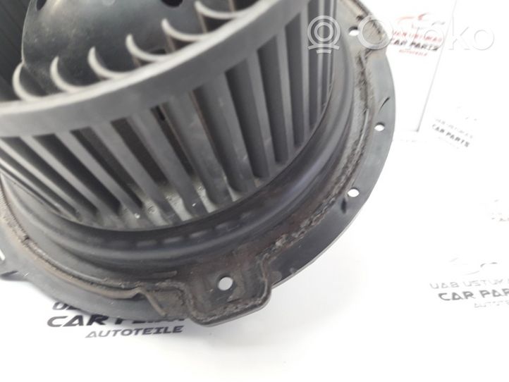 Volkswagen PASSAT B3 Heater fan/blower 357820021