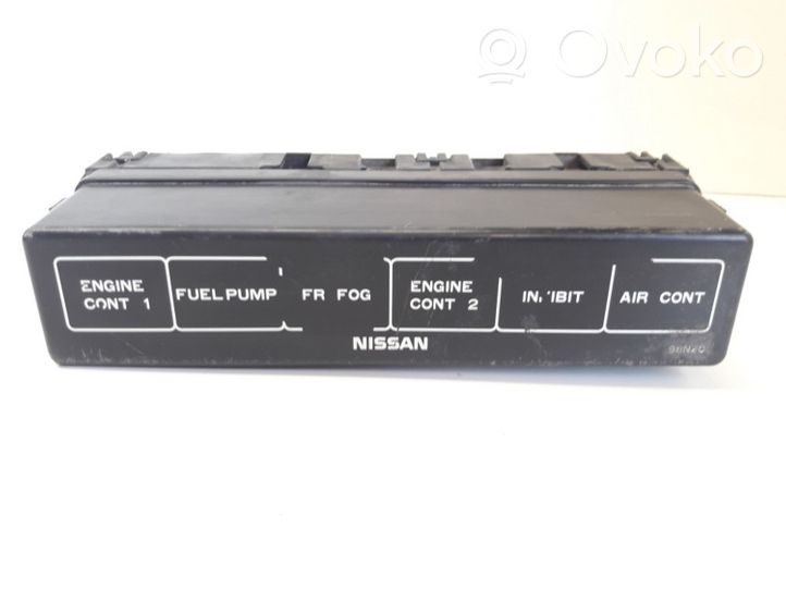 Nissan Primera Fuse module 98N20