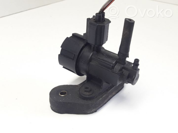 Rover 214 - 216 - 220 Vacuum valve 100010