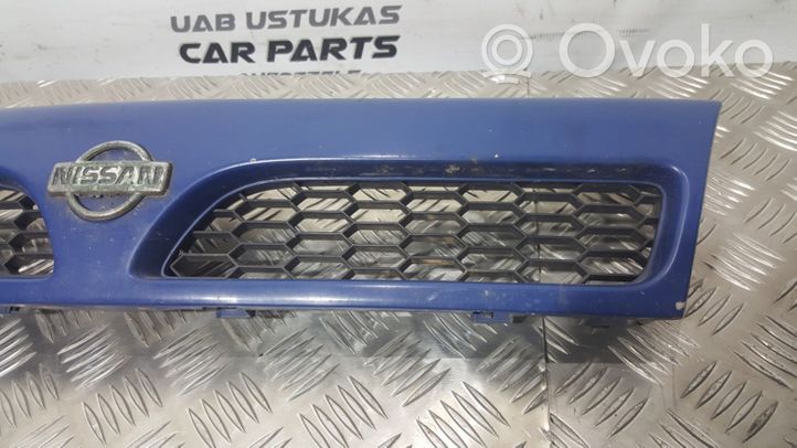 Nissan Sunny Maskownica / Grill / Atrapa górna chłodnicy 