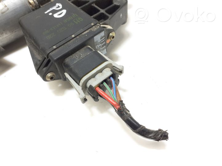 Opel Vectra B Front door window regulator motor 90520228