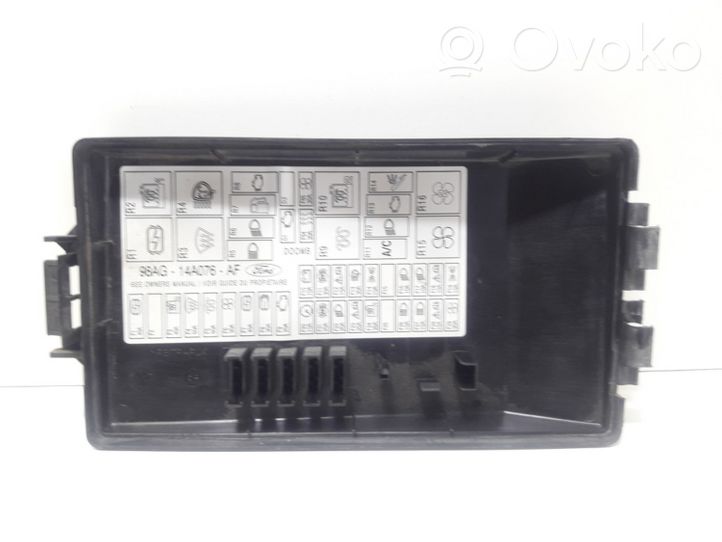 Ford Focus Fuse box cover 98AG14A076AF