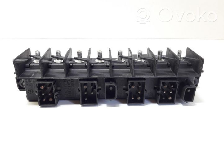 Audi A6 S6 C4 4A Module de fusibles 4A0941822