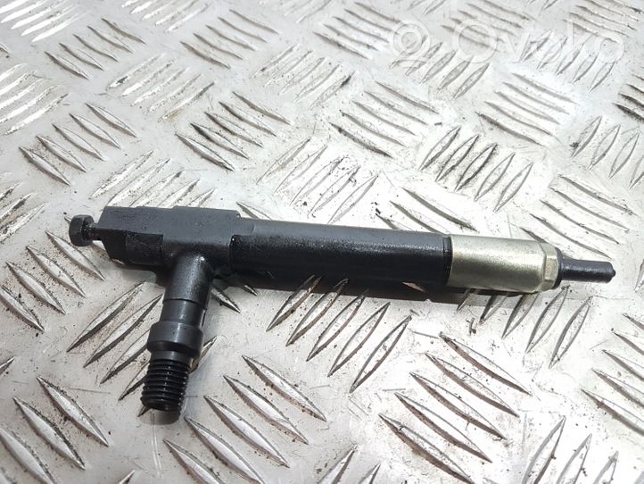 Mazda 323 Injecteur de carburant 7390