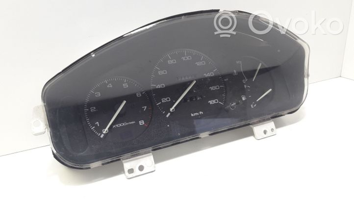 Mazda Demio Compteur de vitesse tableau de bord 769118890